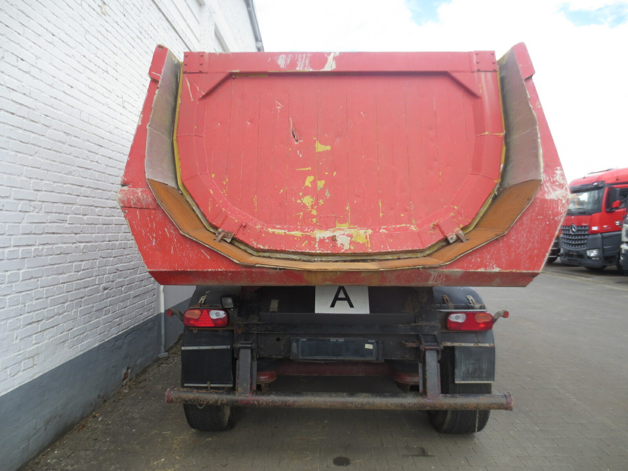 Kögel SKHL 18 SKHL 18 Alu Rundmulde, 24 cbm, Blechboden - Puspiekabe pašizgāzējs: foto 3 Kögel SKHL 18 SKHL 18 Alu Rundmulde, 24 cbm, Blechboden - Puspiekabe pašizgāzējs: foto 3