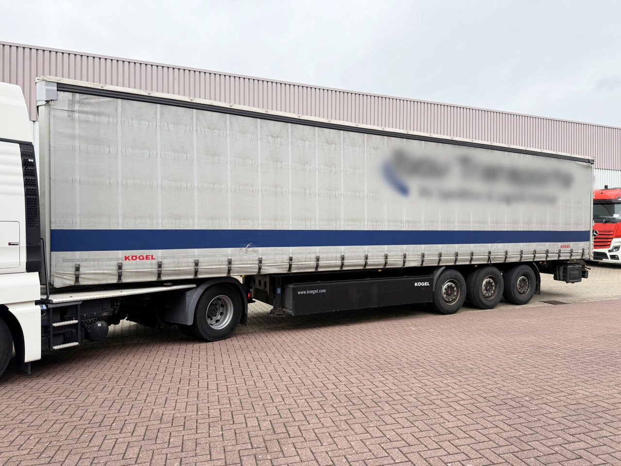 Kögel SN 24-1 SN 24-1, Liftachse, Edscha - Bortu puspiekabe/ Platforma: foto 1 Kögel SN 24-1 SN 24-1, Liftachse, Edscha - Bortu puspiekabe/ Platforma: foto 1