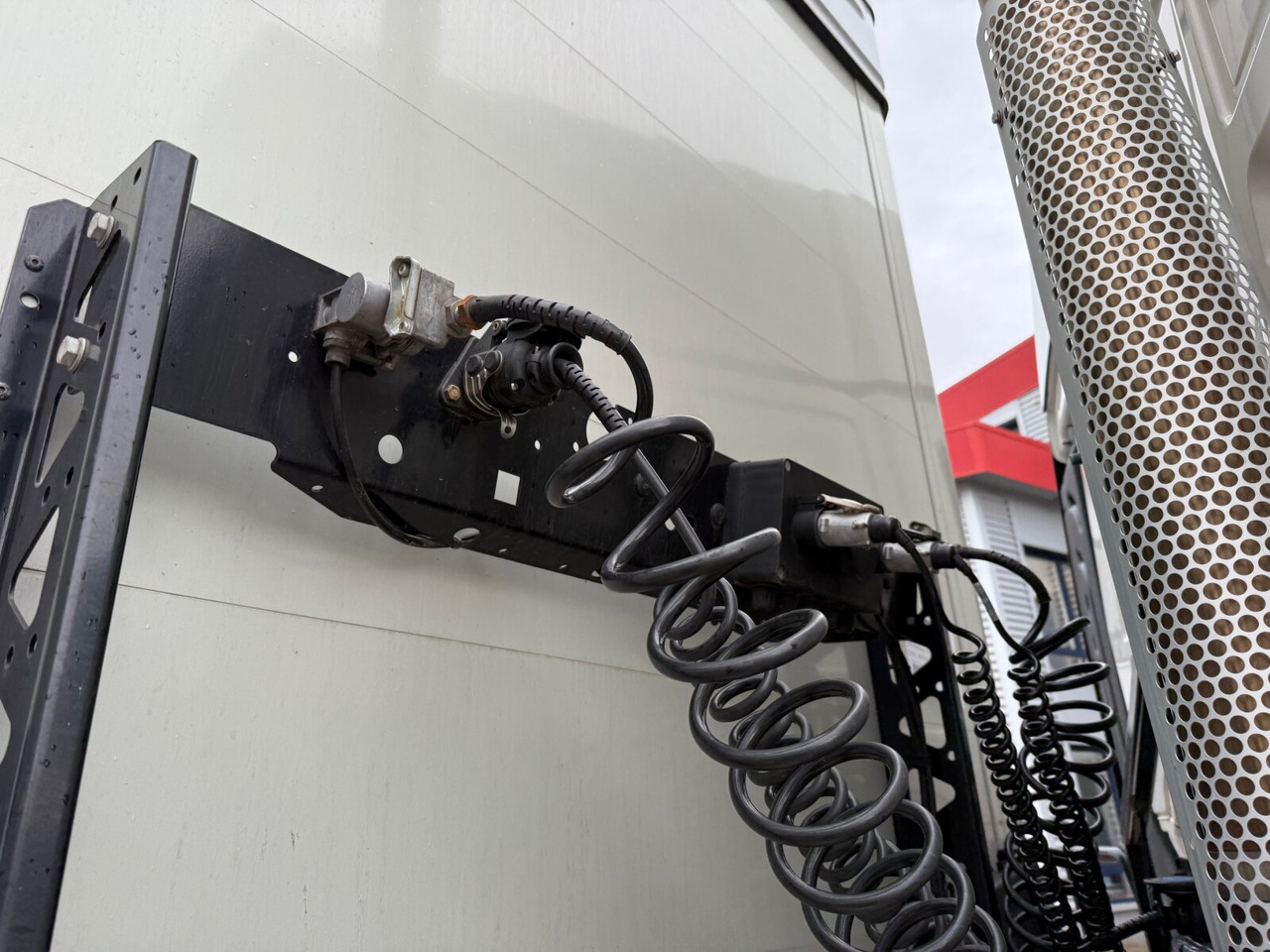 Kögel SN 24-1 SN 24-1, Liftachse, Edscha - Bortu puspiekabe/ Platforma: foto 5 Kögel SN 24-1 SN 24-1, Liftachse, Edscha - Bortu puspiekabe/ Platforma: foto 5