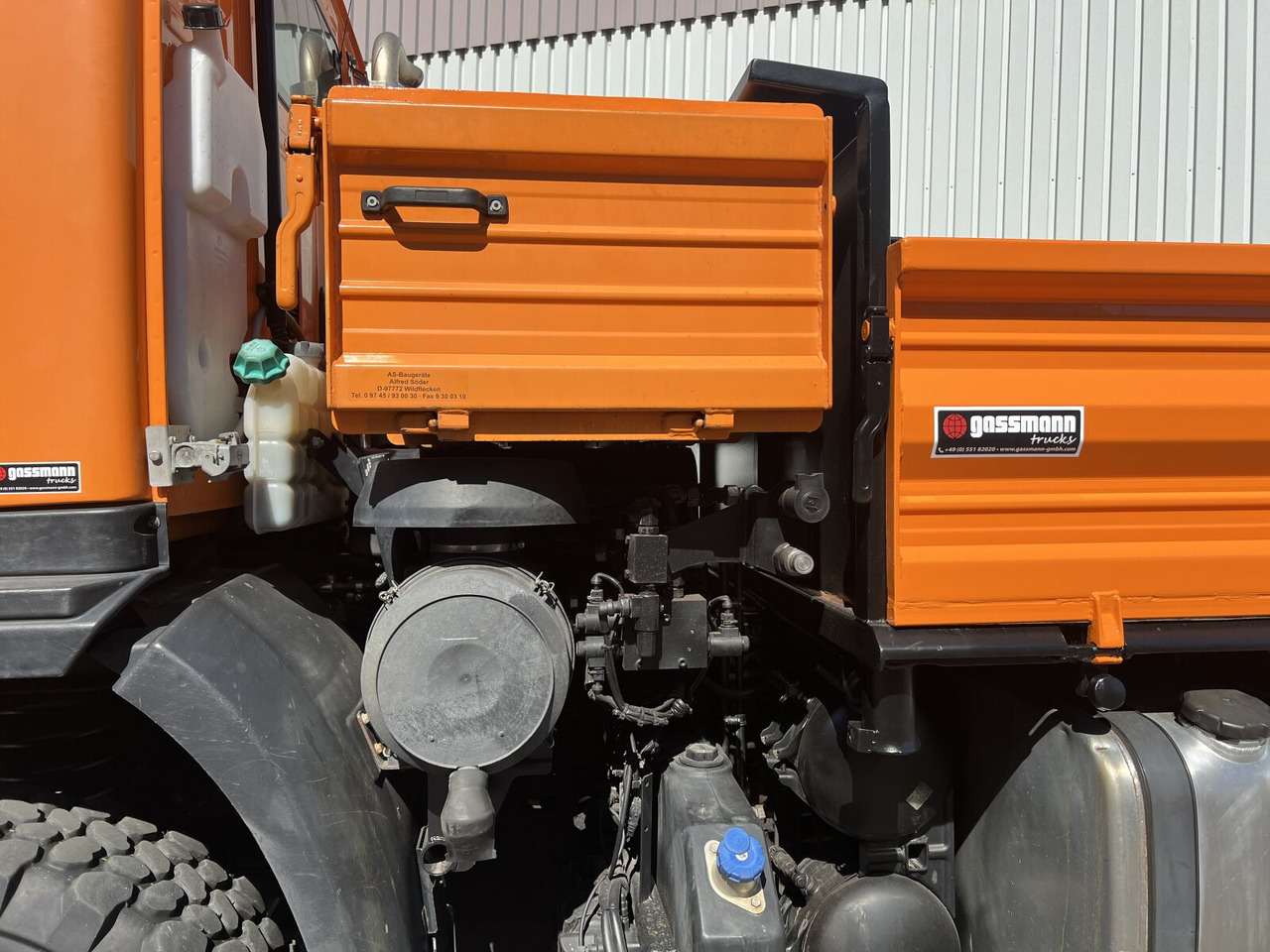 Unimog U 20 U405/70 4x4 U 20 U405/70 4x4, Kipper, Winterdienstplatte - Komercauto: foto 4 Unimog U 20 U405/70 4x4 U 20 U405/70 4x4, Kipper, Winterdienstplatte - Komercauto: foto 4