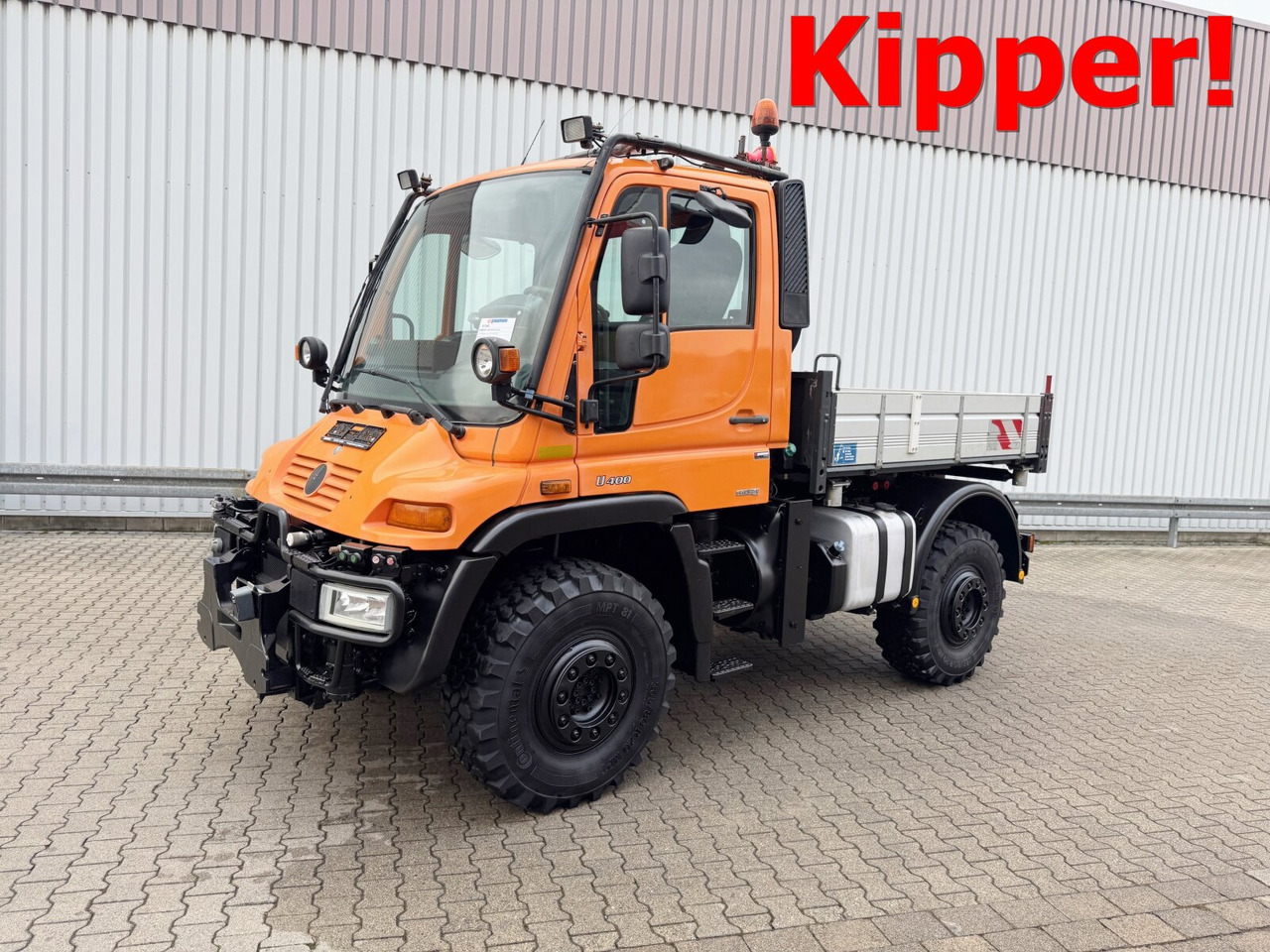 Unimog U 400 405/12 4x4 U 400 405/12 4x4, Kipper, Kommunalhydraulik, VarioPilot, Zapfwelle - Komercauto: foto 1 Unimog U 400 405/12 4x4 U 400 405/12 4x4, Kipper, Kommunalhydraulik, VarioPilot, Zapfwelle - Komercauto: foto 1