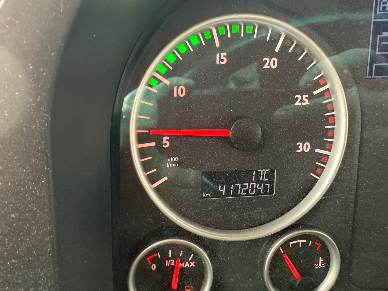 MAN TGS 35.460 8x4-4 BL TGS 35.460 8x4-4 BL, Intarder, Lenk/Lift, Kippsilo ca. 32m³, Kompressor - Kravas automašīna: foto 3 MAN TGS 35.460 8x4-4 BL TGS 35.460 8x4-4 BL, Intarder, Lenk/Lift, Kippsilo ca. 32m³, Kompressor - Kravas automašīna: foto 3