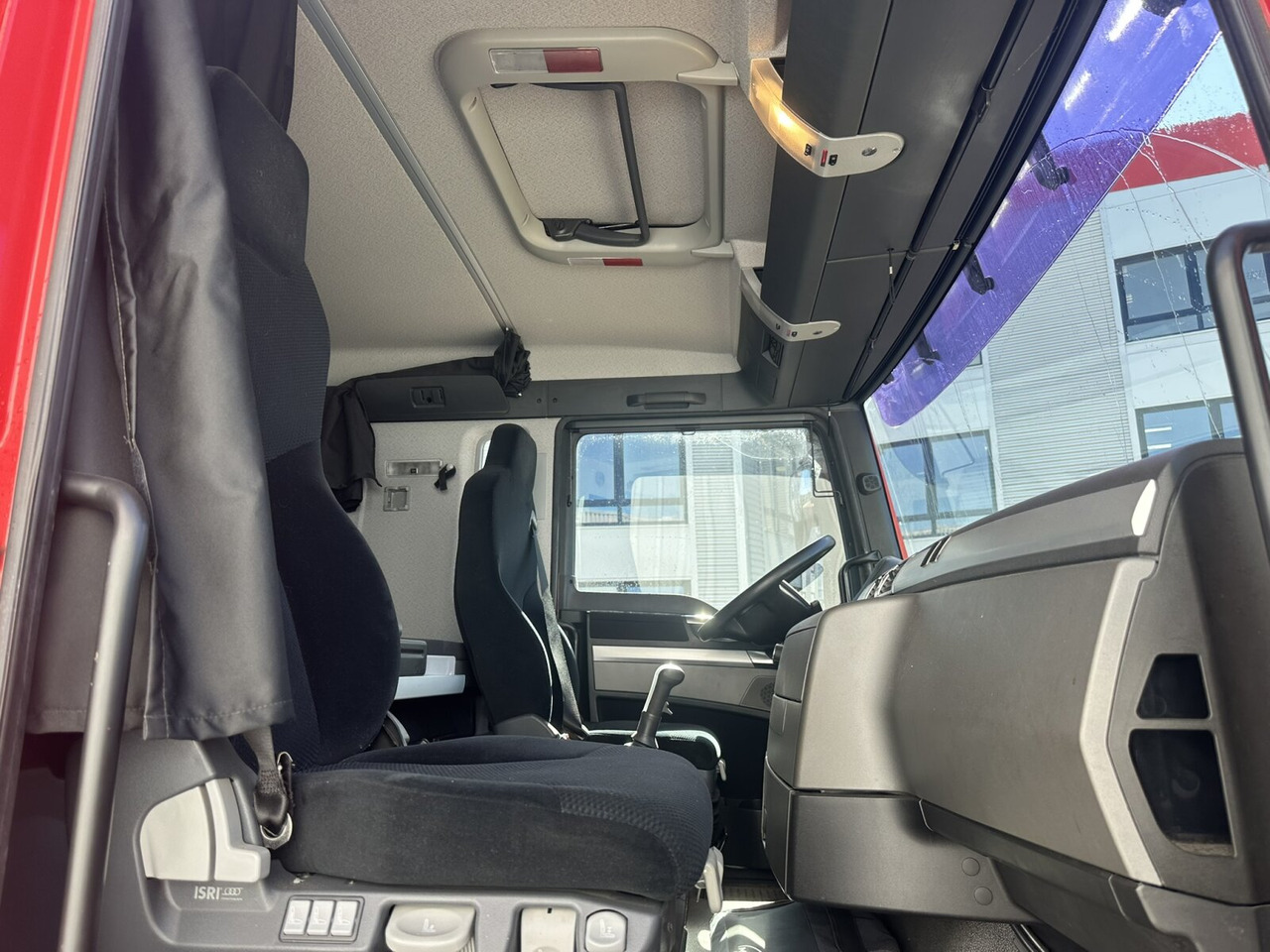 MAN TGX 18.360 4X2 LL TGX 18.360 4X2 LL, Fahrschule - Kravas automašīna: foto 4 MAN TGX 18.360 4X2 LL TGX 18.360 4X2 LL, Fahrschule - Kravas automašīna: foto 4