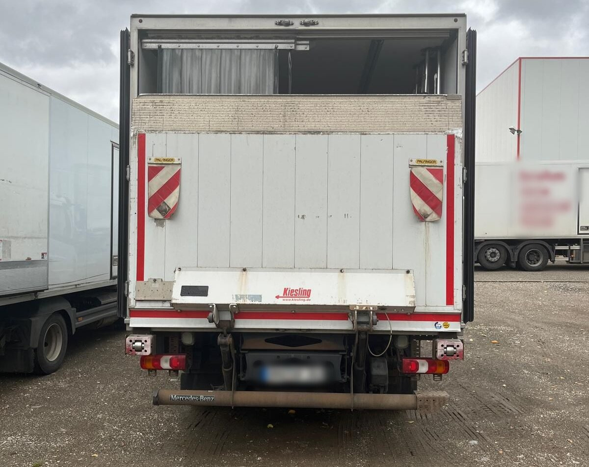 Mercedes-Benz Atego 816 4x2 Atego 816 4x2, Kühlkoffer, Trennwand, ThermoKing, LBW Sörensen - Kravas automašīna: foto 5 Mercedes-Benz Atego 816 4x2 Atego 816 4x2, Kühlkoffer, Trennwand, ThermoKing, LBW Sörensen - Kravas automašīna: foto 5