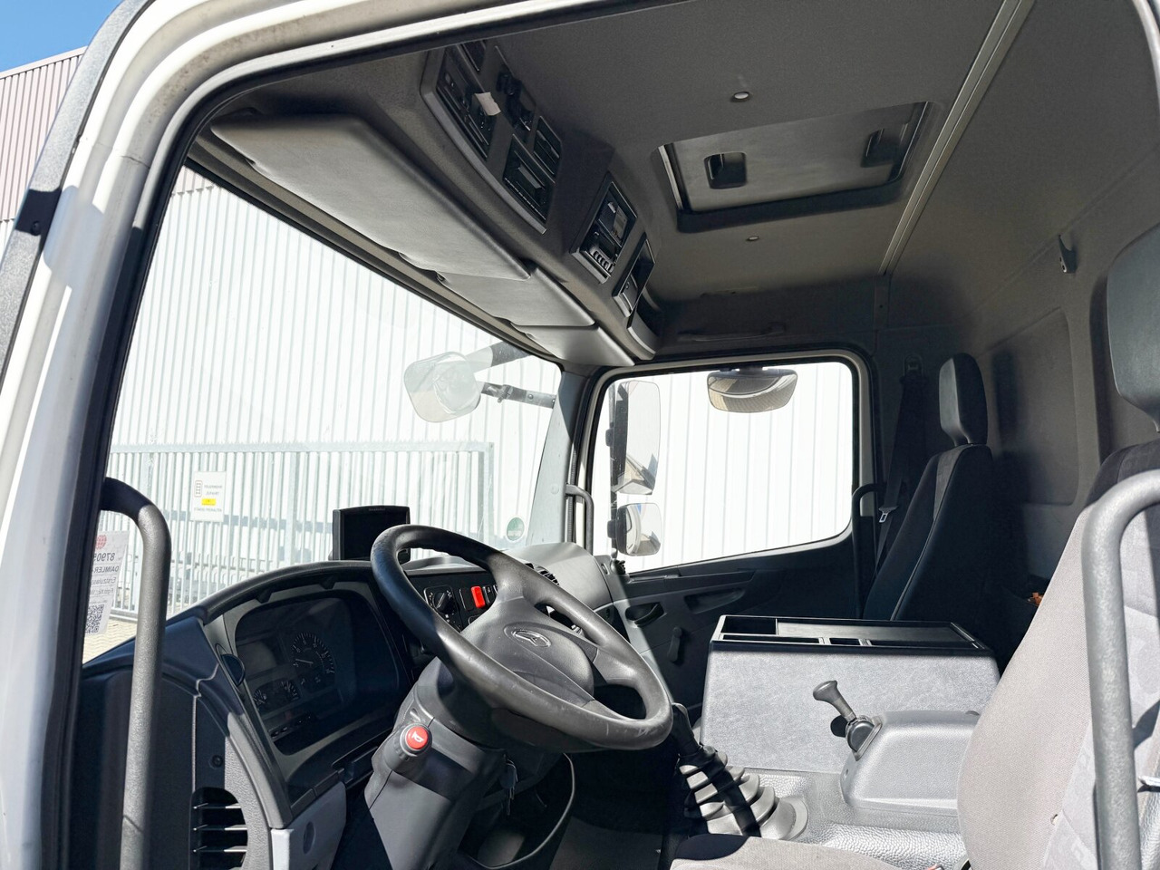 Kravas automašīna Mercedes-Benz Atego 816 L 4x2 Atego 816 L 4x2, Kühlkoffer, ThermoKing, Trennwand, LBW MBB: foto 7