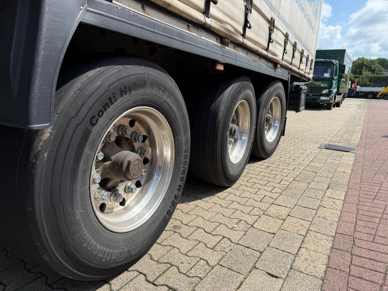 Krone SDP 27 eLCL10-CS Coil Liner SDP 27 eLCL10-CS Coil Liner, Coilmulde, Liftachse, Nachlauflenkachse, Edscha - Bortu puspiekabe/ Platforma: foto 4 Krone SDP 27 eLCL10-CS Coil Liner SDP 27 eLCL10-CS Coil Liner, Coilmulde, Liftachse, Nachlauflenkachse, Edscha - Bortu puspiekabe/ Platforma: foto 4