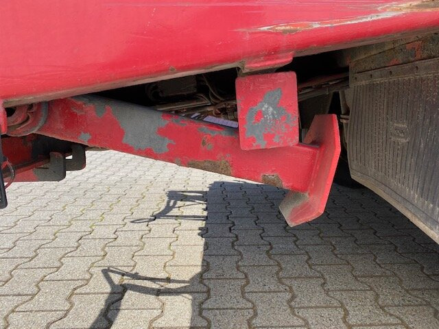 Langendorf SATUE 20/24 SATUE 20/24 mit durchgehender hydr. Rampe - Puspiekabe zema profila platforma: foto 3 Langendorf SATUE 20/24 SATUE 20/24 mit durchgehender hydr. Rampe - Puspiekabe zema profila platforma: foto 3