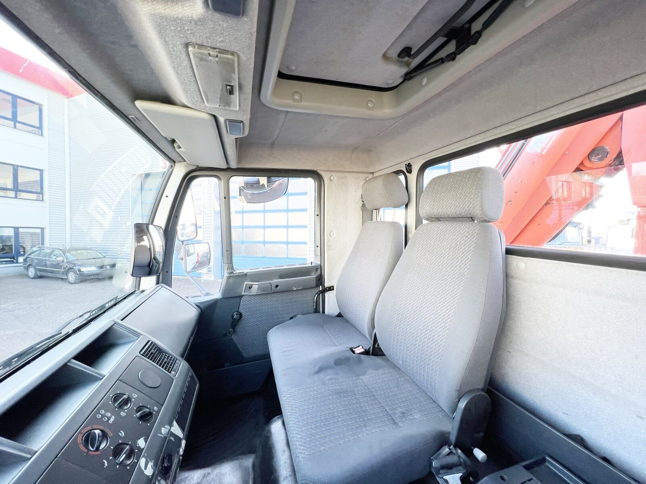MAN 14.224 LAC 4x4 BB 14.224 LAC 4x4 BB mit Kran Atlas 100.1 - Kravas auto ar manipulatoru, Bortu kravas automašīna/ Platforma: foto 4 MAN 14.224 LAC 4x4 BB 14.224 LAC 4x4 BB mit Kran Atlas 100.1 - Kravas auto ar manipulatoru, Bortu kravas automašīna/ Platforma: foto 4