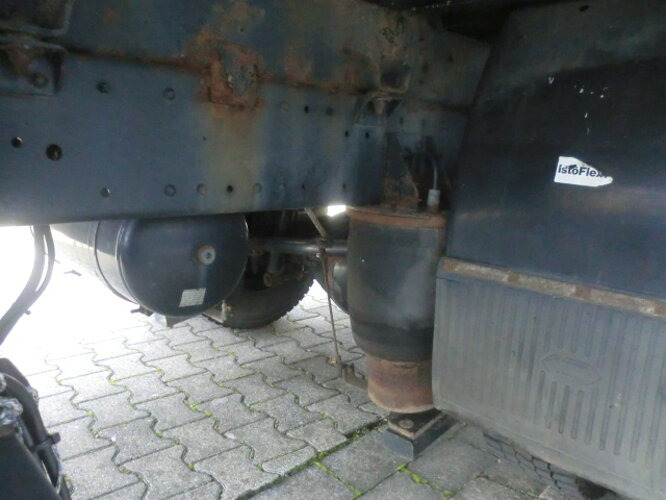 Kravas automašīna ar slēgto virsbūvi MAN L35 10.163 4x2: foto 11