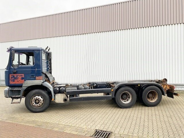 MAN T40 26.364/414 6x4, 6-Zylinder T40 26.364/414 6x4, 6-Zylinder - Šasija kravas automašīna: foto 5 MAN T40 26.364/414 6x4, 6-Zylinder T40 26.364/414 6x4, 6-Zylinder - Šasija kravas automašīna: foto 5