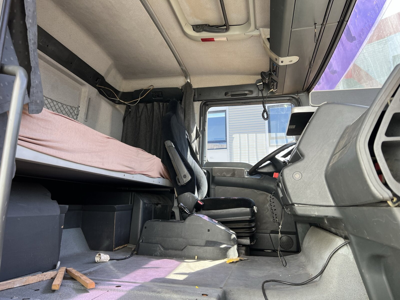 MAN TGA 26.430 6X4 BL TGA 26.430 6X4 BL - Šasija kravas automašīna: foto 2 MAN TGA 26.430 6X4 BL TGA 26.430 6X4 BL - Šasija kravas automašīna: foto 2