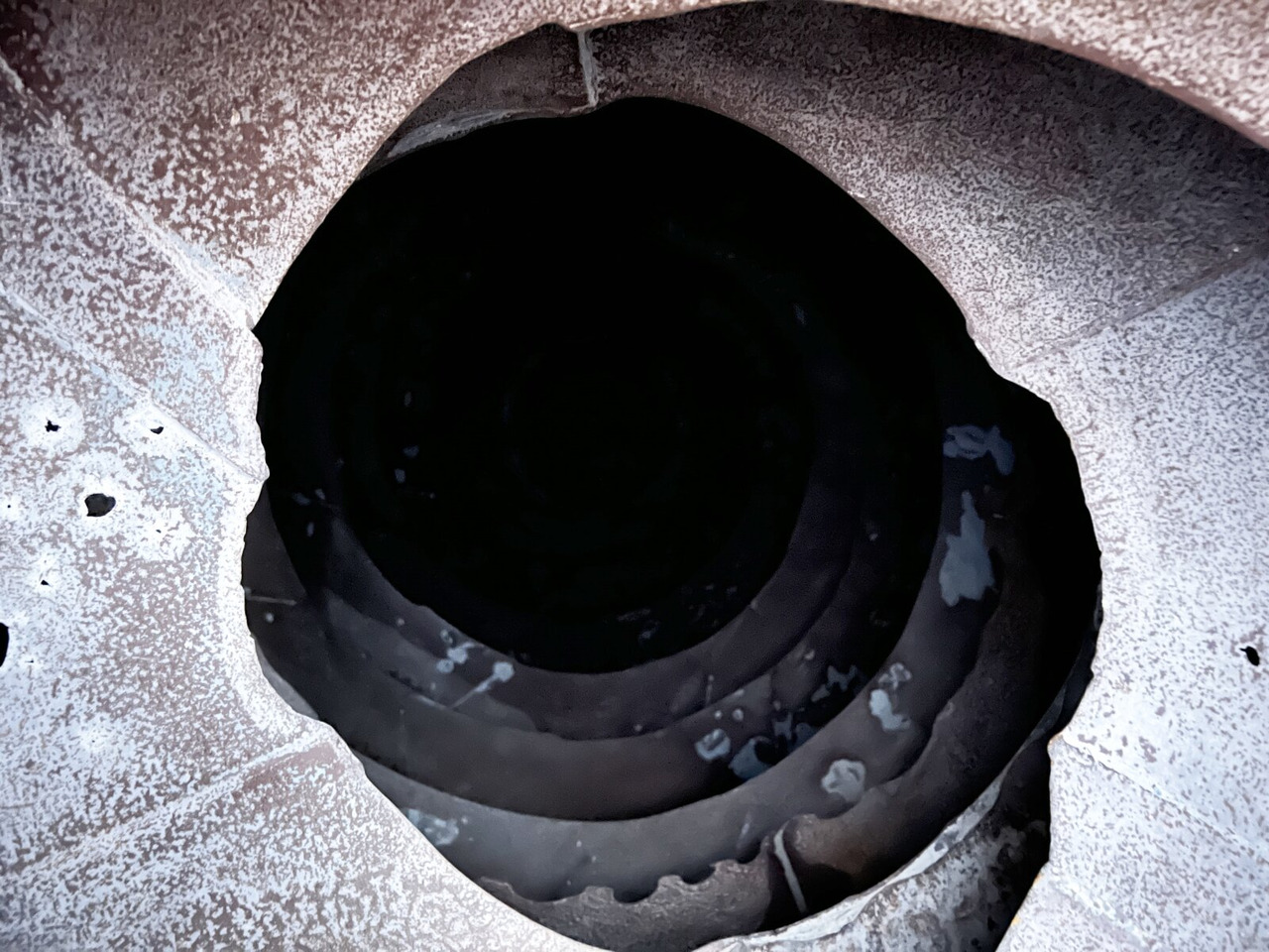 Betonvedējs MAN TGA 35.410 8x4 BB TGA 35.410 8x4 BB, Betonmischer Karrena 10m³: foto 13 Betonvedējs MAN TGA 35.410 8x4 BB TGA 35.410 8x4 BB, Betonmischer Karrena 10m³: foto 13