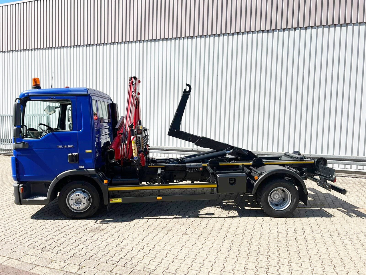 MAN TGL 12.180/210 4x2 BB TGL 12.180/210 4x2 BB, City-Abroller, Kran AMCO VEBA 807N2S līzingu MAN TGL 12.180/210 4x2 BB TGL 12.180/210 4x2 BB, City-Abroller, Kran AMCO VEBA 807N2S: foto 15