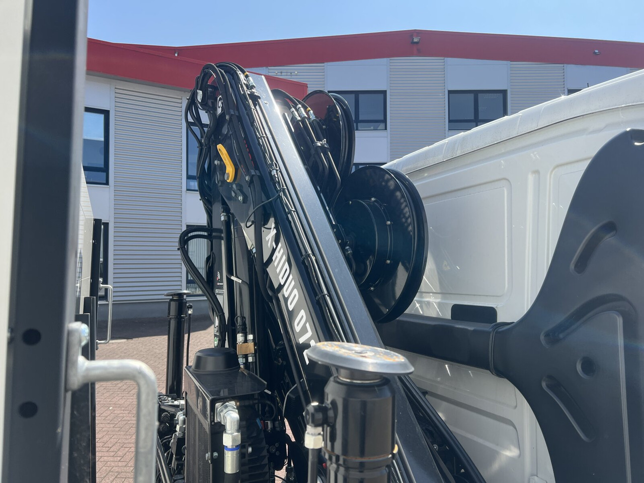 MAN TGL 12.190 4x2 BL TGL 12.190 4x2 BL mit Kran Hiab Hiduo 072DS-4 - Kravas auto ar manipulatoru: foto 5 MAN TGL 12.190 4x2 BL TGL 12.190 4x2 BL mit Kran Hiab Hiduo 072DS-4 - Kravas auto ar manipulatoru: foto 5