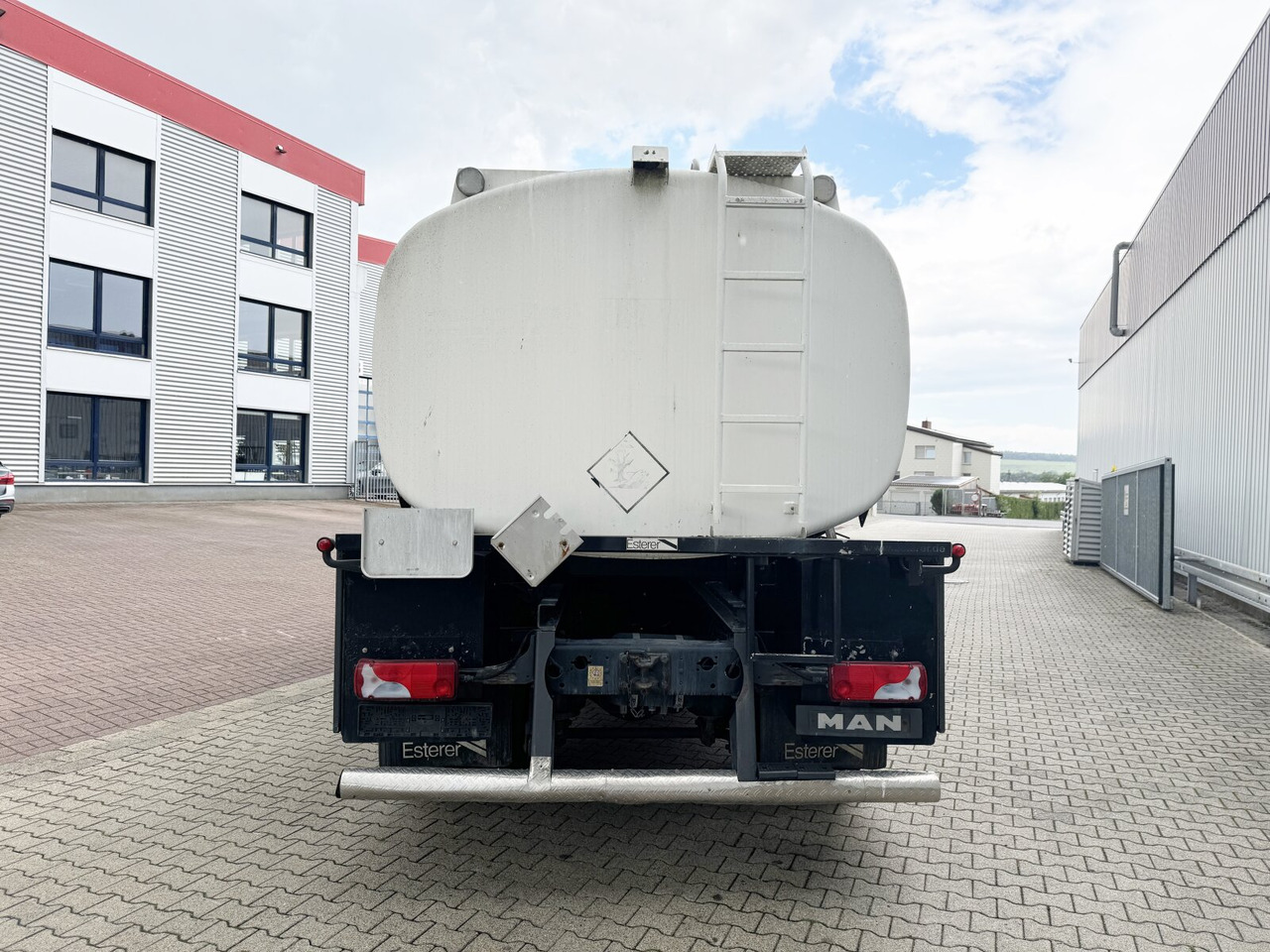 Autocisterna MAN TGM 18.280 4X2 BL TGM 18.280 4X2 BL, Esterer Tankaufbau ca. 13.910l, 2 Kammern: foto 11