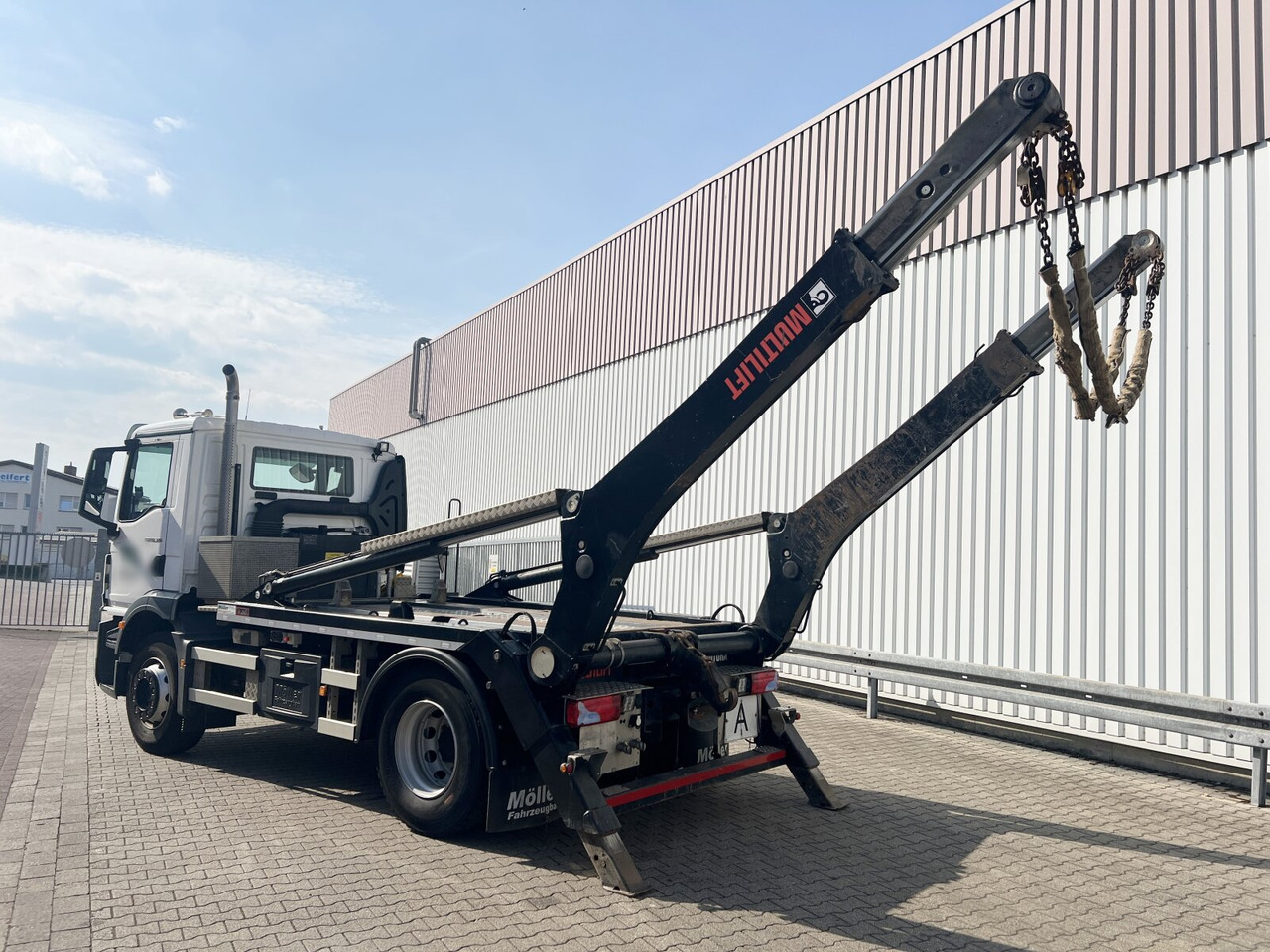 Būvgružu konteineru vedējs MAN TGM 18.320 4x2 BL TGM 18.320 4x2 BL, Hiab Tele-Absetzanlage, Funk: foto 9
