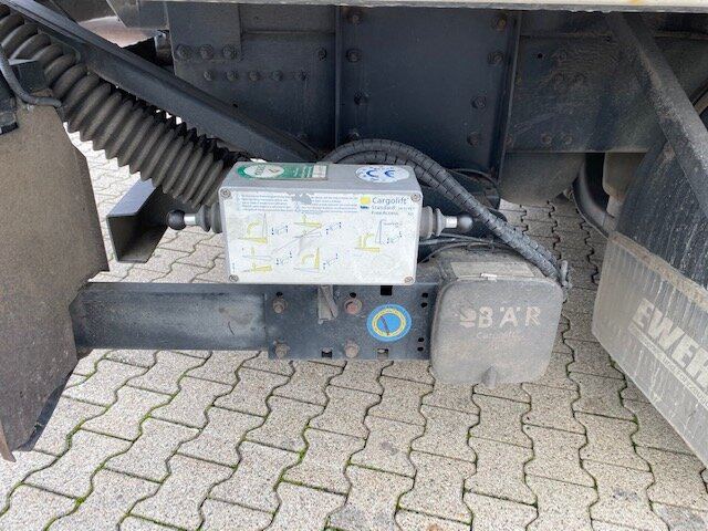 Kravas automašīna dzērienu pārvadāšanai MAN TGM 26.340 6x2-4 LL TGM 26.340 6x2-4 LL Getränkewagen, Lenk-/Liftachse, LBW BÄR: foto 12