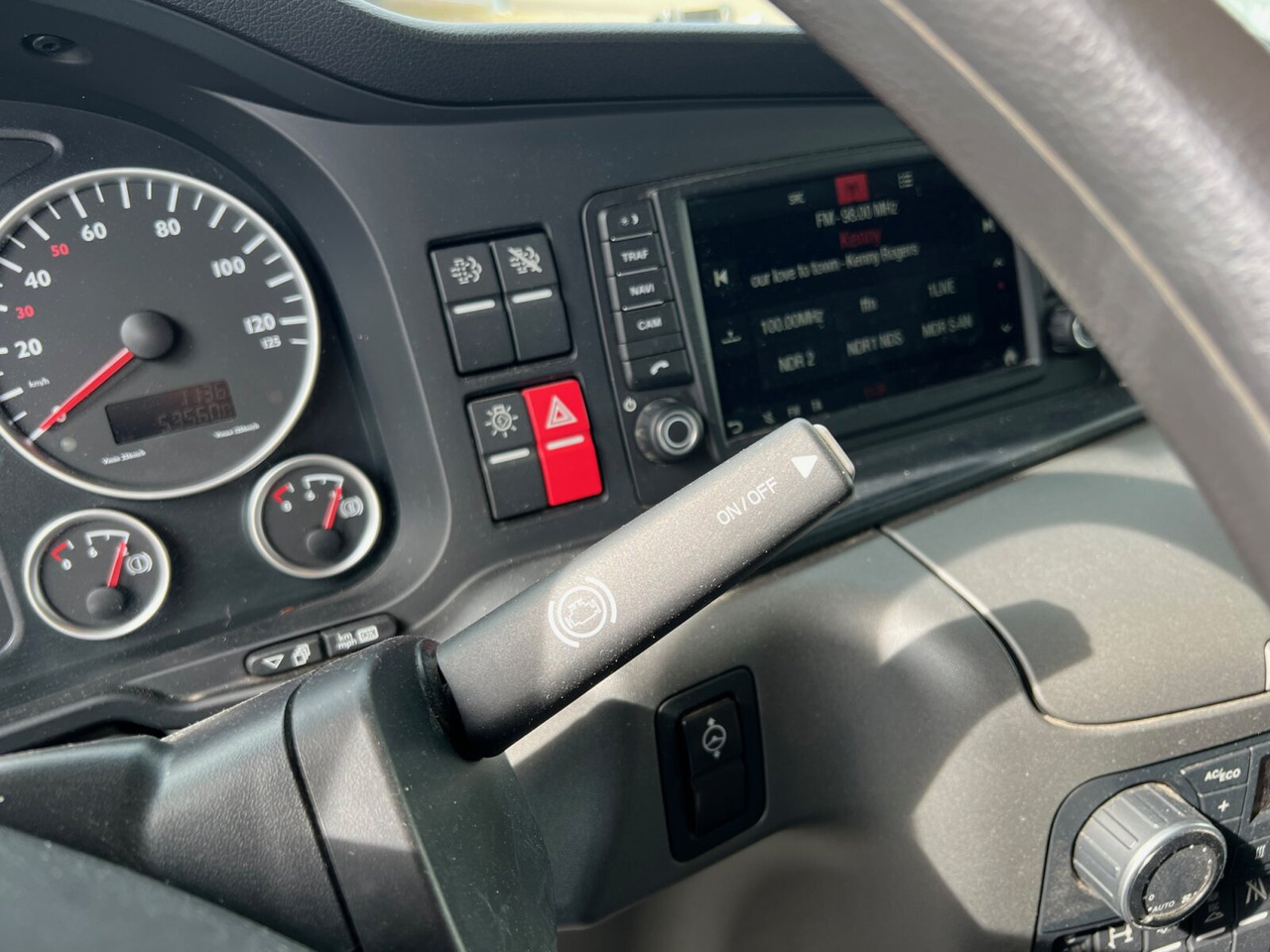 MAN TGS 26.360/400 6x2-4 BL TGS 26.360/400 6x2-4 BL, Lenk-/Lift, Kran Atlas AK 206.3E A5, Funk - Pacēlājs ar āķi, Kravas auto ar manipulatoru: foto 2 MAN TGS 26.360/400 6x2-4 BL TGS 26.360/400 6x2-4 BL, Lenk-/Lift, Kran Atlas AK 206.3E A5, Funk - Pacēlājs ar āķi, Kravas auto ar manipulatoru: foto 2