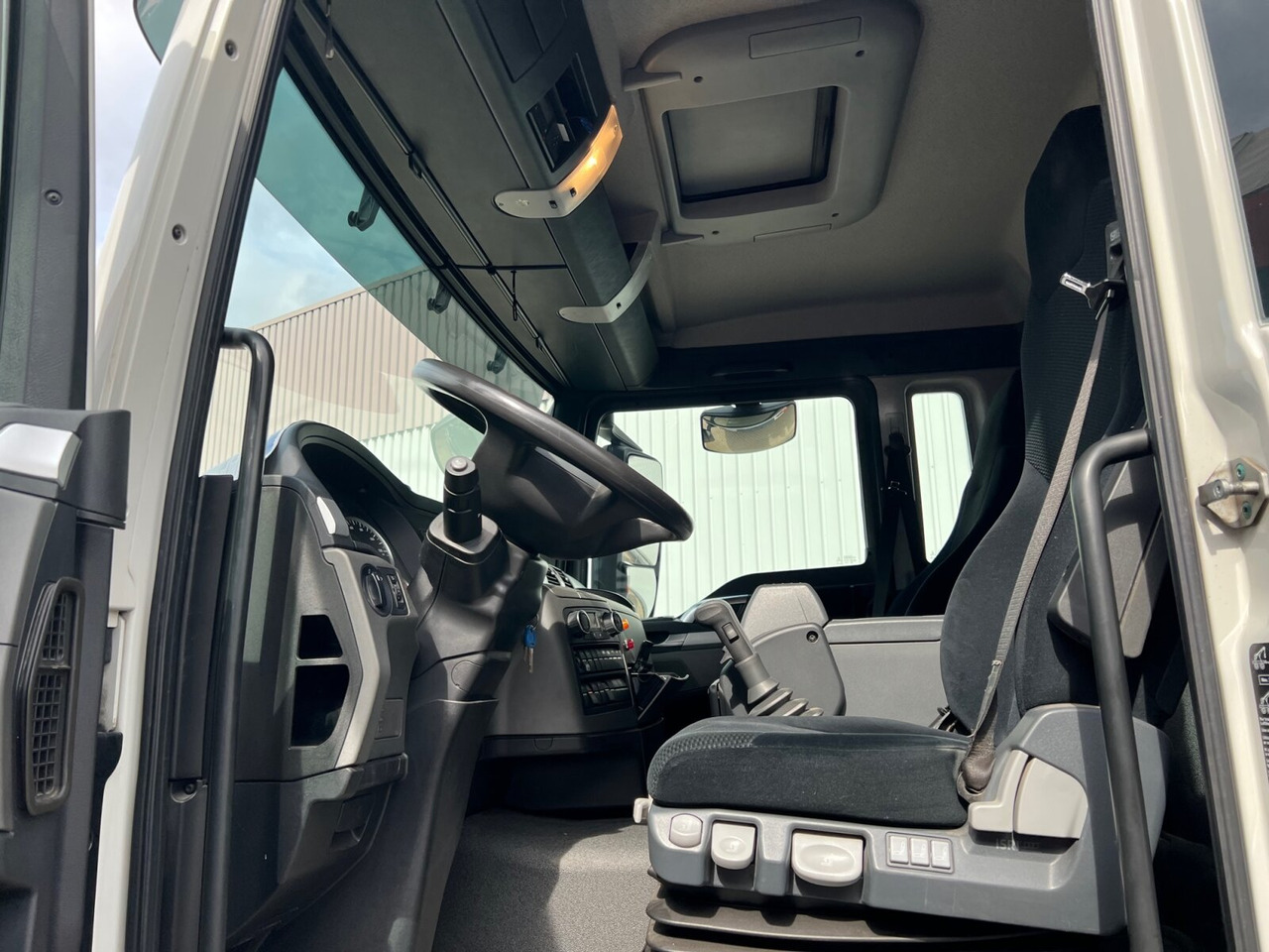 Pacēlājs ar āķi, Kravas auto ar manipulatoru MAN TGS 26.360/400 6x2-4 BL TGS 26.360/400 6x2-4 BL, Lenk-/Lift, Kran Atlas AK 206.3E A5, Funk: foto 10