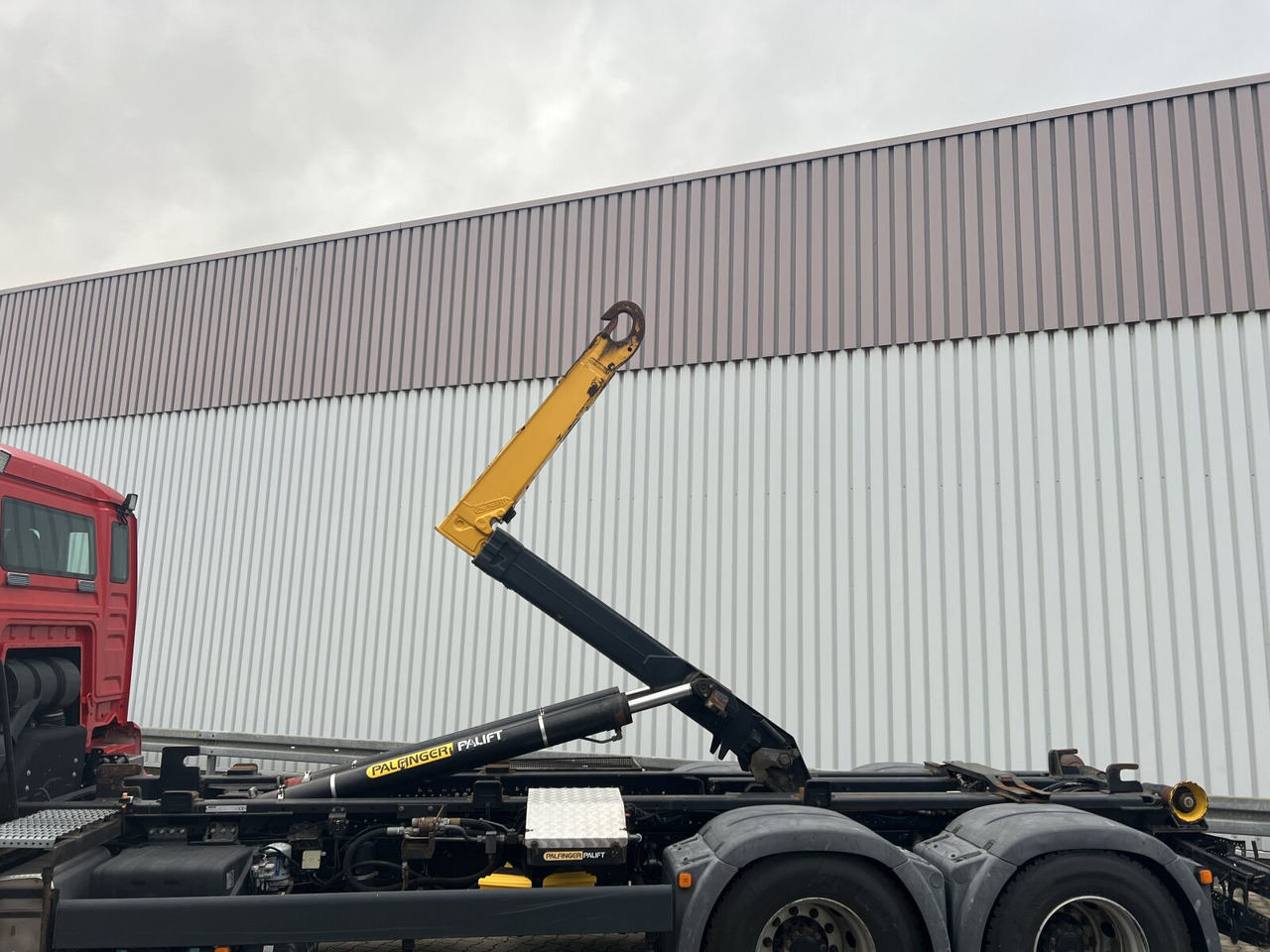 MAN TGS 26.440 6X4 BL TGS 26.440 6X4 BL - Pacēlājs ar āķi: foto 2 MAN TGS 26.440 6X4 BL TGS 26.440 6X4 BL - Pacēlājs ar āķi: foto 2