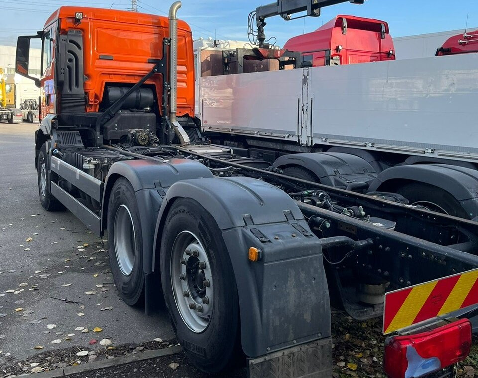 MAN TGS 26.470 6x2-4 BL CH TGS 26.470 6x2-4 BL CH, Lenk-/Liftachse, NMV - Šasija kravas automašīna: foto 4 MAN TGS 26.470 6x2-4 BL CH TGS 26.470 6x2-4 BL CH, Lenk-/Liftachse, NMV - Šasija kravas automašīna: foto 4