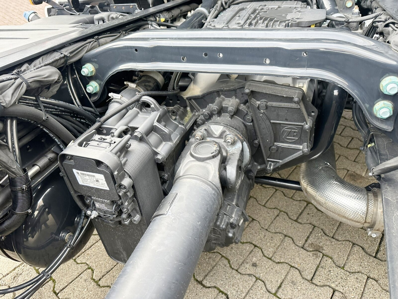 MAN TGS 26.480 6x2-4 LL TGS 26.480 6x2-4 LL, Retarder, Lenk-/Liftachse, Standklima - Šasija kravas automašīna: foto 5 MAN TGS 26.480 6x2-4 LL TGS 26.480 6x2-4 LL, Retarder, Lenk-/Liftachse, Standklima - Šasija kravas automašīna: foto 5