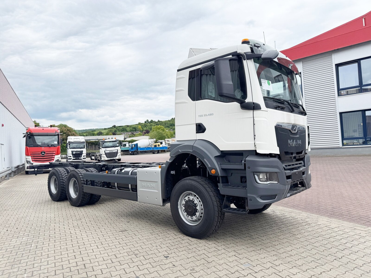 Jaunā Pacēlājs ar āķi MAN TGS 33.480 6x6 BB CH TGS 33.480 6x6 BB CH, Hohe Bauart, Nebenantrieb: foto 10