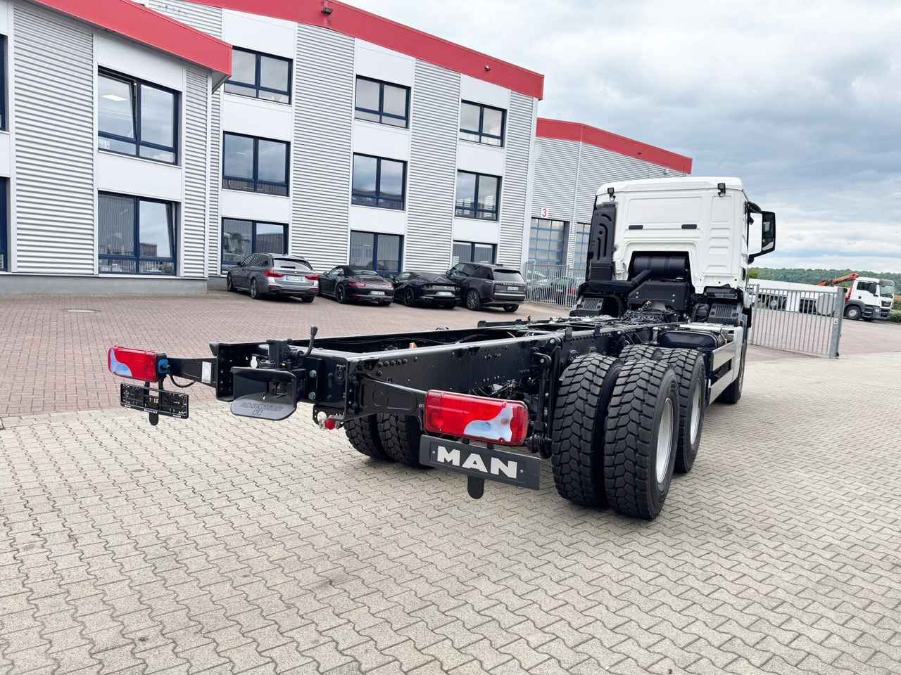Jaunā Pacēlājs ar āķi MAN TGS 33.480 6x6 BB CH TGS 33.480 6x6 BB CH, Hohe Bauart, Nebenantrieb: foto 11