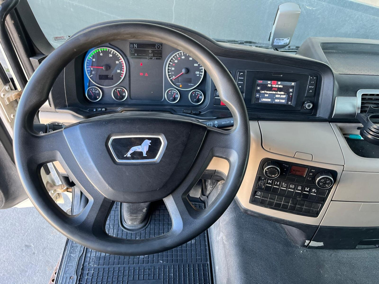 MAN TGS 35.460 8X4 BB TGS 35.460 8X4 BB, Meiller Bordmatik 13m³ līzingu MAN TGS 35.460 8X4 BB TGS 35.460 8X4 BB, Meiller Bordmatik 13m³: foto 6