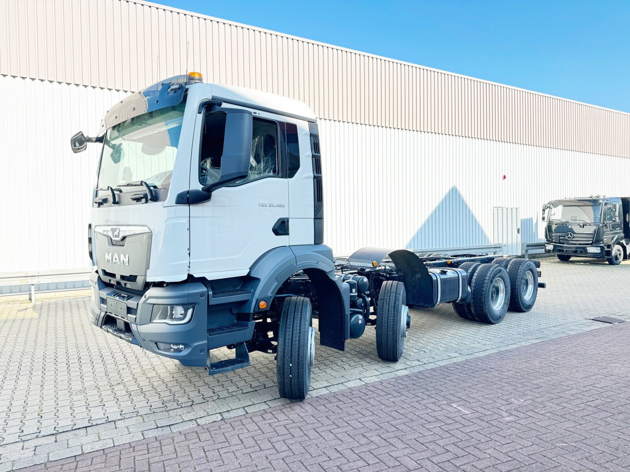 Jaunā Bezceļu pašizgāzējs MAN TGS 35.480 8x6H BL CH TGS 35.480 8x6H BL CH, HydroDrive, Navi, Meiller Stahlmulde 18m³: foto 8