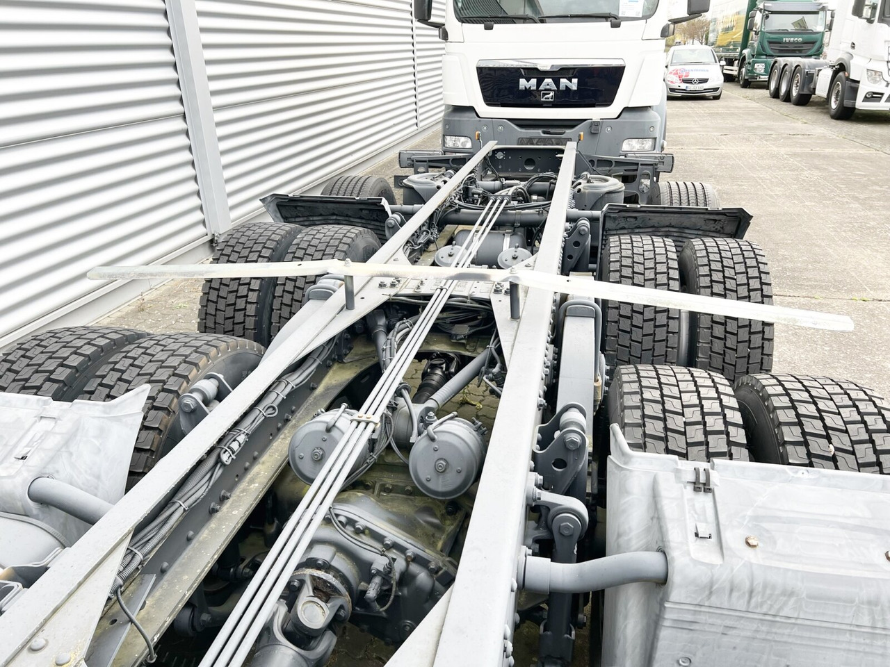 MAN TGS 50.480BB 10x4 Retarder TGS 50.480BB 10x4 Retarder, 3-f.NA - Šasija kravas automašīna: foto 3 MAN TGS 50.480BB 10x4 Retarder TGS 50.480BB 10x4 Retarder, 3-f.NA - Šasija kravas automašīna: foto 3