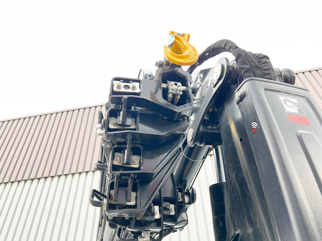 MAN TGX 26.510 6x2-4 LL CH TGX 26.510 6x2-4 LL, Kran Hiab X-HiPro 548 E-8, Lenk-/Liftachse, TwistLock 20Fuß, Funk, Retarder - Kravas auto ar manipulatoru, Bortu kravas automašīna/ Platforma: foto 5 MAN TGX 26.510 6x2-4 LL CH TGX 26.510 6x2-4 LL, Kran Hiab X-HiPro 548 E-8, Lenk-/Liftachse, TwistLock 20Fuß, Funk, Retarder - Kravas auto ar manipulatoru, Bortu kravas automašīna/ Platforma: foto 5