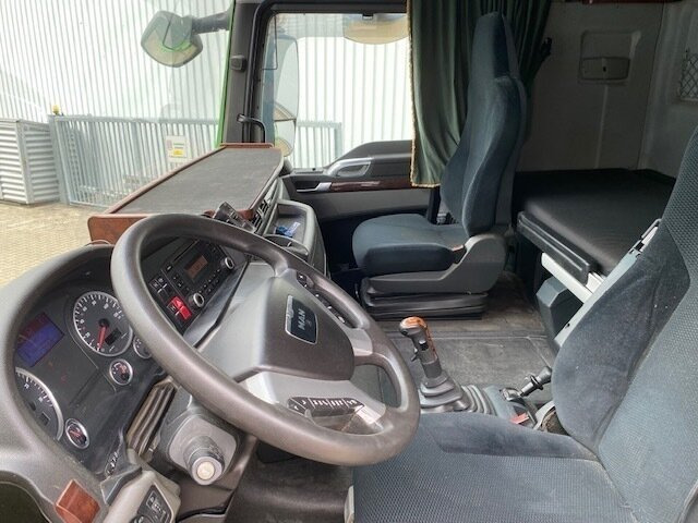 MAN TGX 26.540 6x4 BB TGX 26.540 6x4 BB, Intarder, XXL-Fahrerhaus - Būvgružu konteineru vedējs: foto 3 MAN TGX 26.540 6x4 BB TGX 26.540 6x4 BB, Intarder, XXL-Fahrerhaus - Būvgružu konteineru vedējs: foto 3