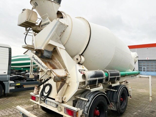 MÜLLER MITTELTAL SF32 mit Liebherr Betonmischer ca. 10m³ MÜLLER MITTELTAL SF32, Liebherr Betonmischer 10m³, 4x VORHANDEN , Liftachse - Betona maisītājs puspiekabe: foto 5 MÜLLER MITTELTAL SF32 mit Liebherr Betonmischer ca. 10m³ MÜLLER MITTELTAL SF32, Liebherr Betonmischer 10m³, 4x VORHANDEN , Liftachse - Betona maisītājs puspiekabe: foto 5