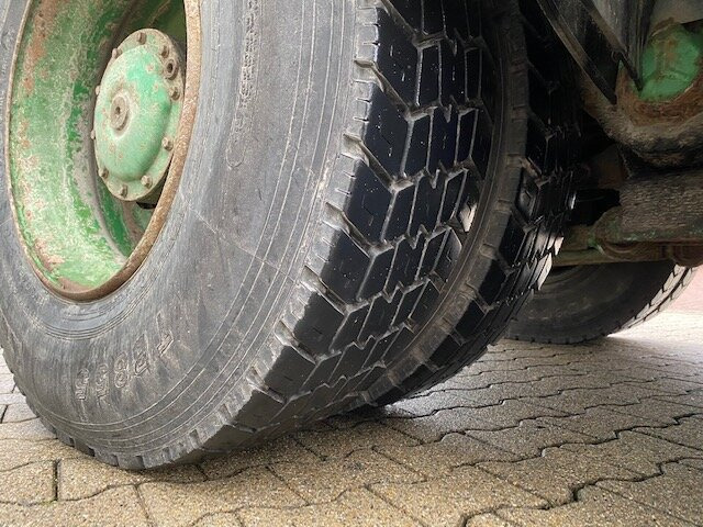 Mercedes-Benz 2635 6x4 2635 6x4, V8-Motor - Kravas automašīna pašizgāzējs: foto 3 Mercedes-Benz 2635 6x4 2635 6x4, V8-Motor - Kravas automašīna pašizgāzējs: foto 3