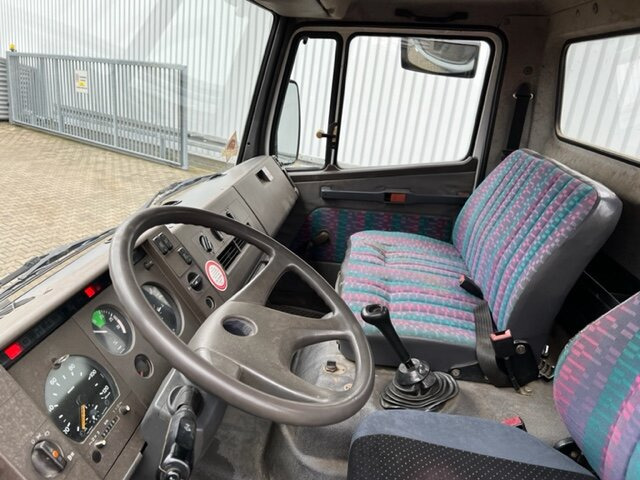 Mercedes-Benz 811 K 4x2 811 K 4x2 - Kravas automašīna pašizgāzējs: foto 2 Mercedes-Benz 811 K 4x2 811 K 4x2 - Kravas automašīna pašizgāzējs: foto 2