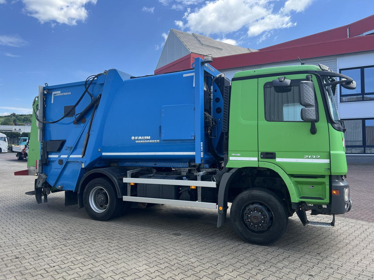 Atkritumu vedējs pārvadāšana atkritumu Mercedes-Benz Actros 2032 LA 4x4 Actros 2032 LA 4x4, Faun Variopress 310 ca. 10m³, Zöller Schüttung: foto 9