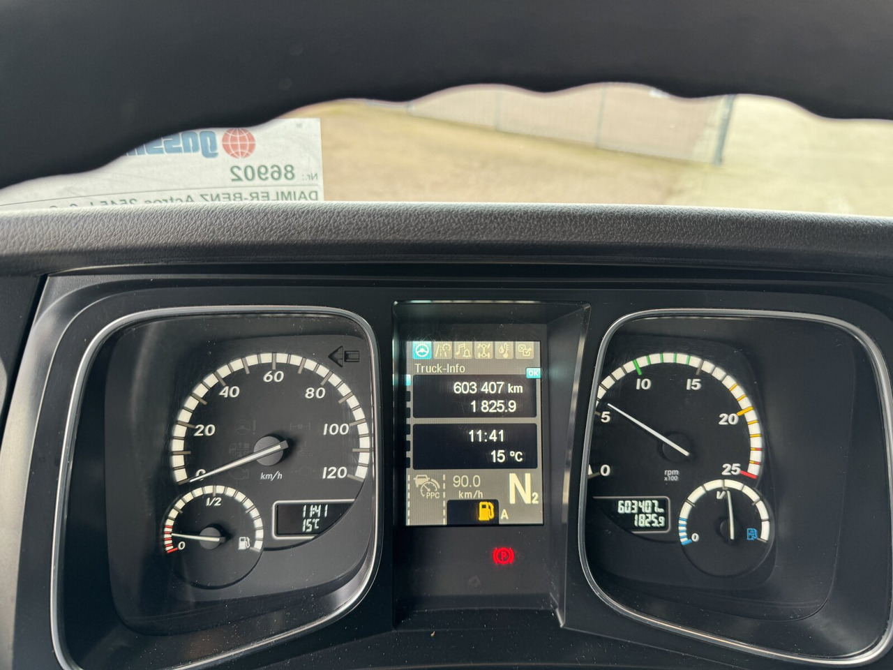 Mercedes-Benz Actros 2545 L 6x2 Actros 2545 L 6x2/46, Retarder, Lenk-/Liftachse, StreamSpace, Navi - Pacēlājs ar āķi: foto 4 Mercedes-Benz Actros 2545 L 6x2 Actros 2545 L 6x2/46, Retarder, Lenk-/Liftachse, StreamSpace, Navi - Pacēlājs ar āķi: foto 4