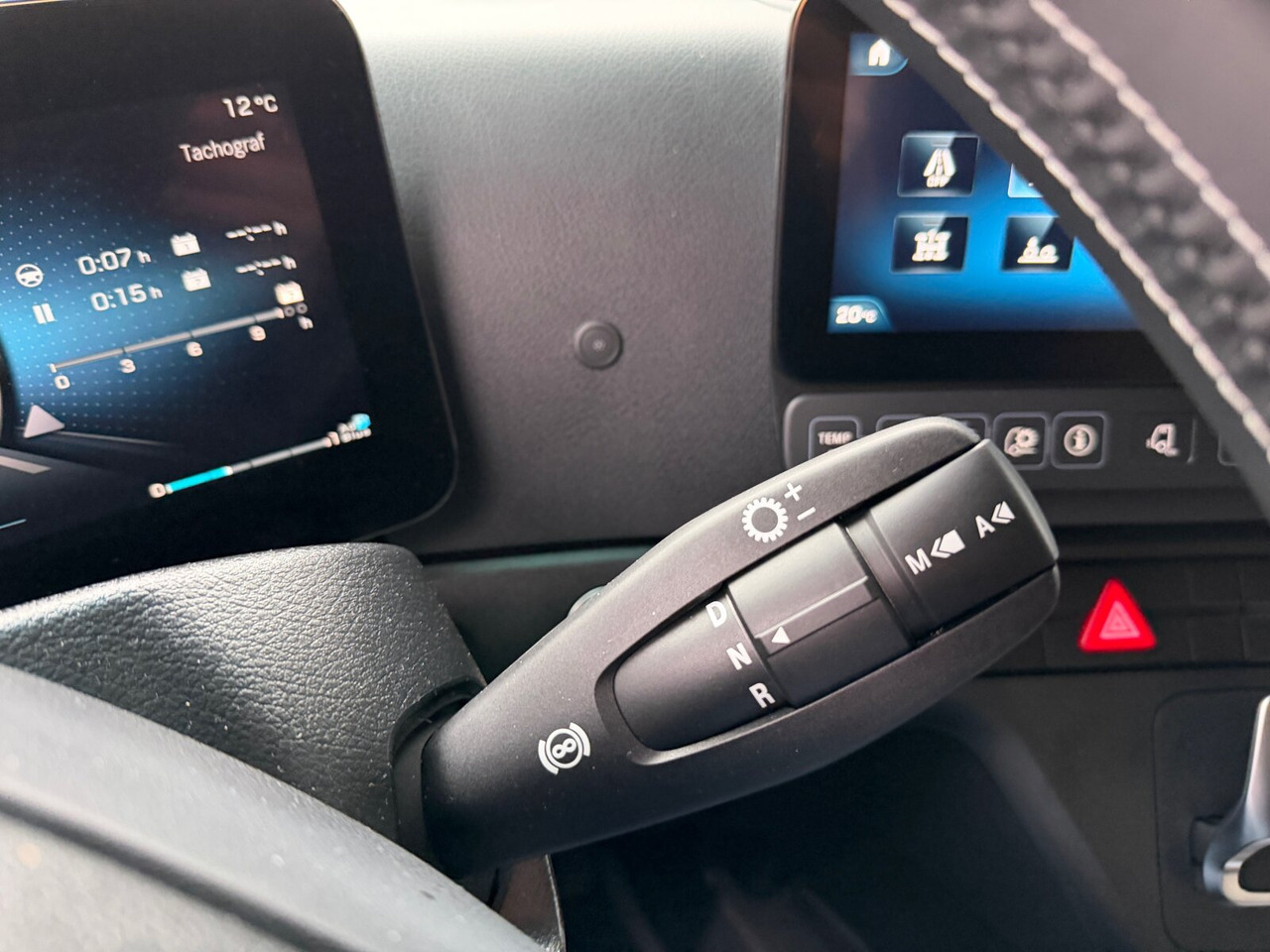 Mercedes-Benz Actros 2546 L 6x2 Actros 2546 L 6x2, Retarder, Lenk-/Liftachse, MultimediaCockpit, StreamSpace - Šasija kravas automašīna: foto 4 Mercedes-Benz Actros 2546 L 6x2 Actros 2546 L 6x2, Retarder, Lenk-/Liftachse, MultimediaCockpit, StreamSpace - Šasija kravas automašīna: foto 4