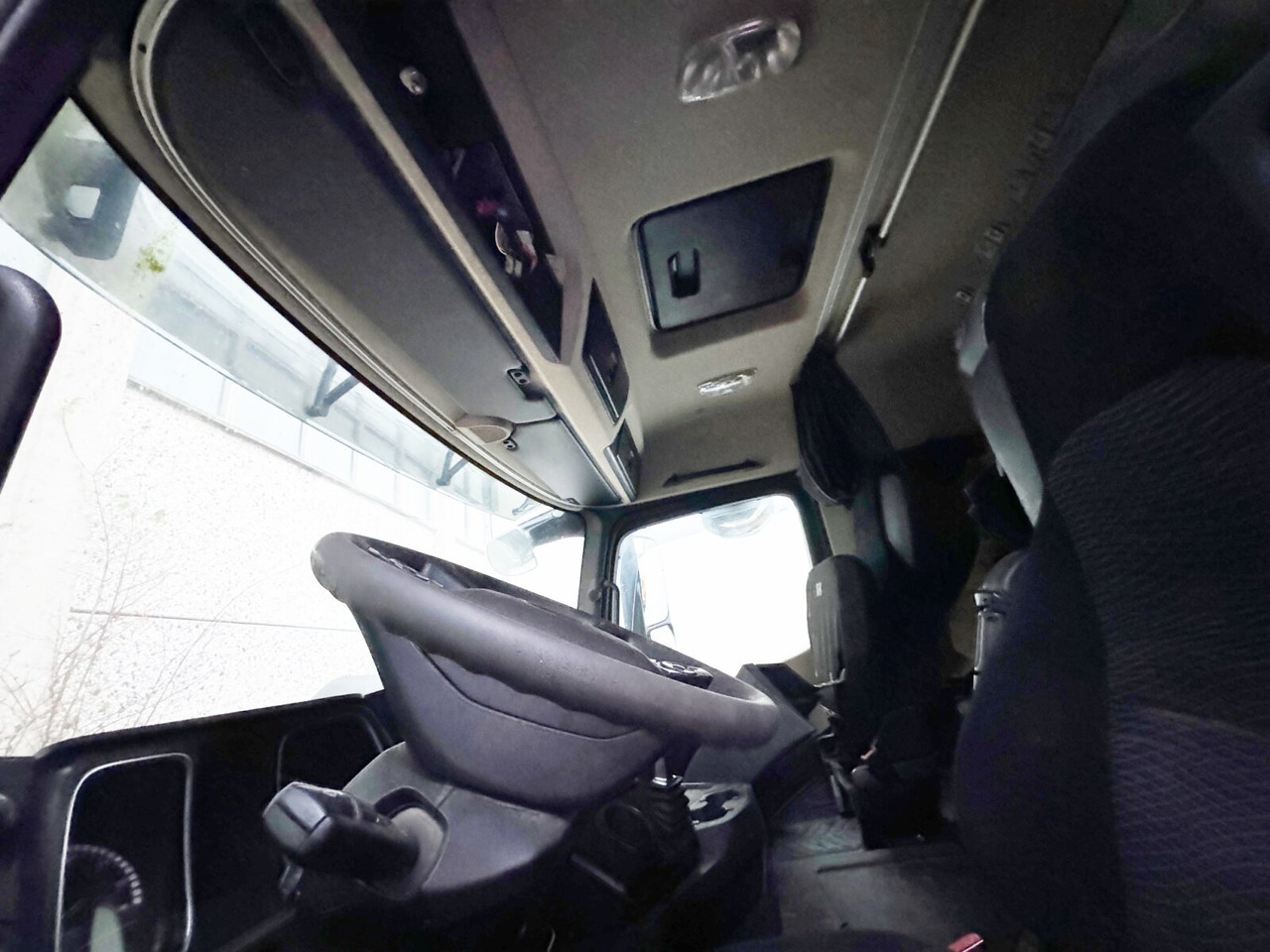 Mercedes-Benz Actros 2548 L 6x2, ERSATZTEILSPENDER! Actros 2548 L 6x2/46, Retarder, Lenk-/Liftachse, ERSATZTEILSPENDER! - Pacēlājs ar āķi: foto 3 Mercedes-Benz Actros 2548 L 6x2, ERSATZTEILSPENDER! Actros 2548 L 6x2/46, Retarder, Lenk-/Liftachse, ERSATZTEILSPENDER! - Pacēlājs ar āķi: foto 3