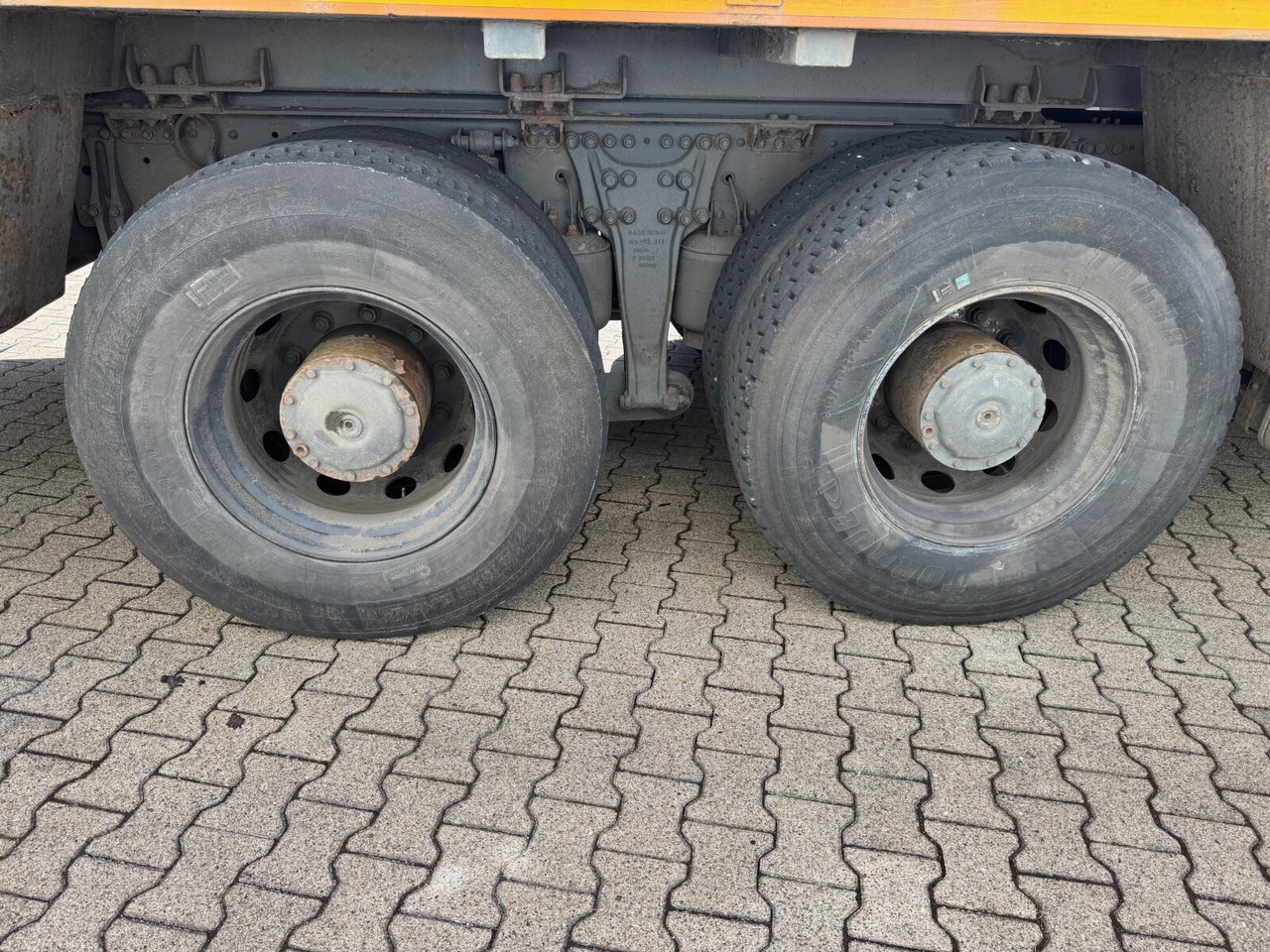 Mercedes-Benz Actros 2641/48 L 6x4 Actros 2641/48 L 6x4 - Šasija kravas automašīna: foto 3 Mercedes-Benz Actros 2641/48 L 6x4 Actros 2641/48 L 6x4 - Šasija kravas automašīna: foto 3