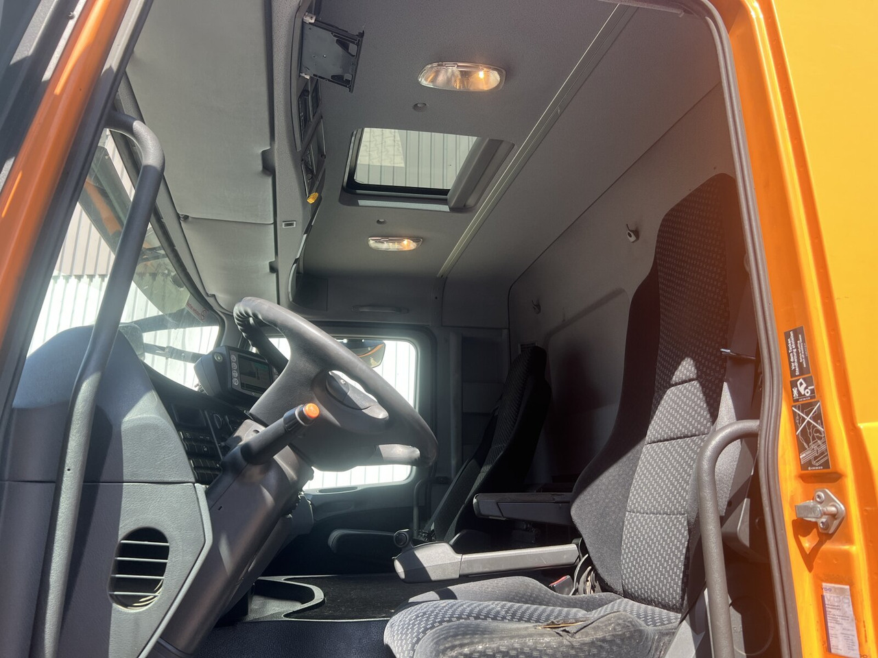 Mercedes-Benz Actros 2641/48 L 6x4 Actros 2641/48 L 6x4, Seilabroller, Haller Lotos, Zöller Schüttung - Atkritumu vedējs: foto 5 Mercedes-Benz Actros 2641/48 L 6x4 Actros 2641/48 L 6x4, Seilabroller, Haller Lotos, Zöller Schüttung - Atkritumu vedējs: foto 5