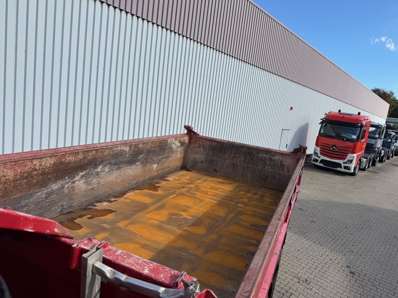 Mercedes-Benz Actros 2646 K 6x4 Actros 2646 K 6x4, Retarder, Bordmatik - Kravas automašīna pašizgāzējs: foto 2 Mercedes-Benz Actros 2646 K 6x4 Actros 2646 K 6x4, Retarder, Bordmatik - Kravas automašīna pašizgāzējs: foto 2