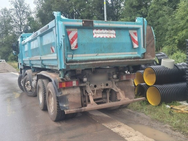 Mercedes-Benz Actros 3241 K 8x4/4 Actros 3241 K 8x4/4, Bordmatik - Kravas automašīna pašizgāzējs: foto 4 Mercedes-Benz Actros 3241 K 8x4/4 Actros 3241 K 8x4/4, Bordmatik - Kravas automašīna pašizgāzējs: foto 4