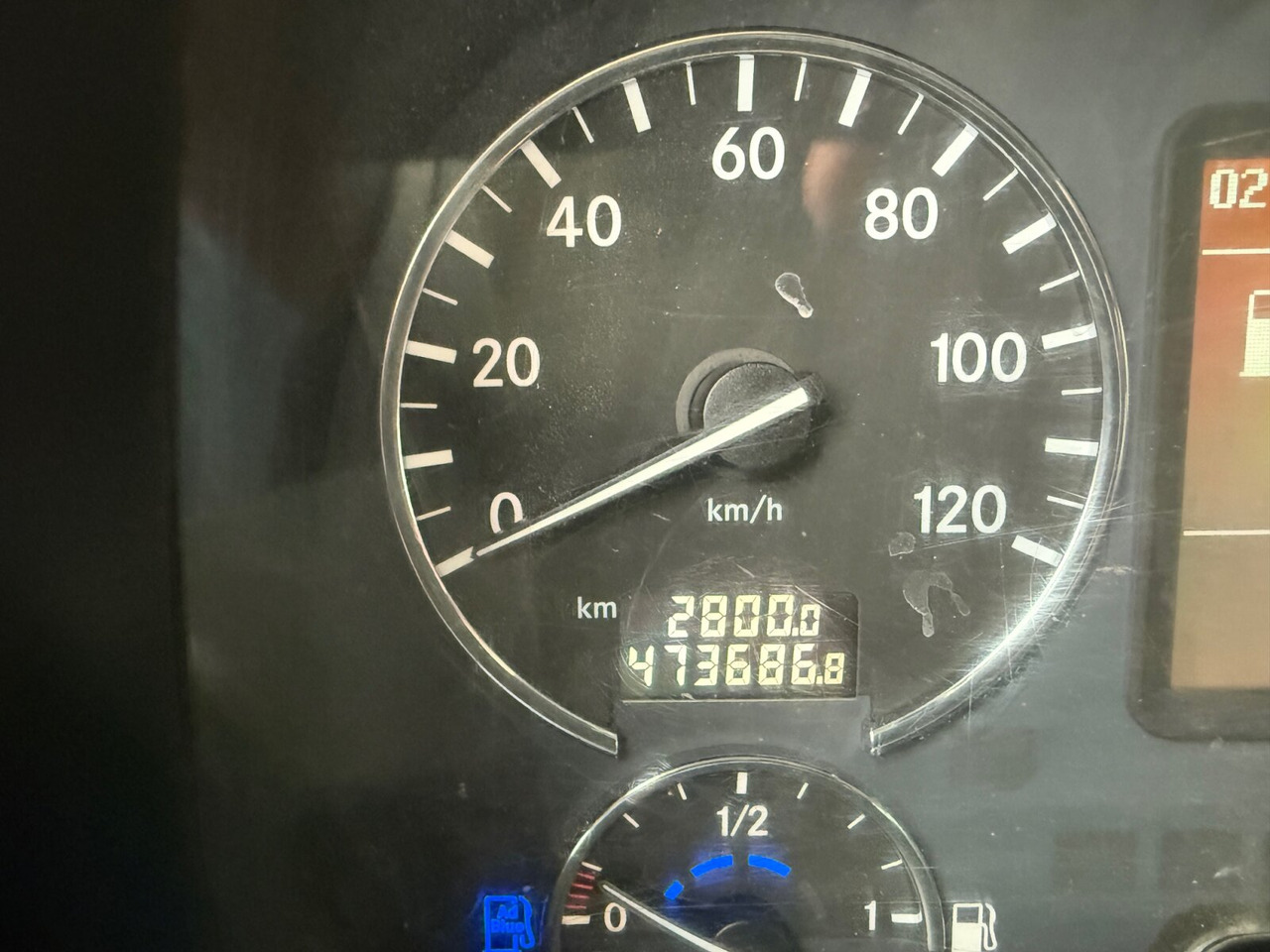 Mercedes-Benz Actros 3241 K 8x4/4 Actros 3241 K 8x4/4, Bordmatik - Kravas automašīna pašizgāzējs: foto 4 Mercedes-Benz Actros 3241 K 8x4/4 Actros 3241 K 8x4/4, Bordmatik - Kravas automašīna pašizgāzējs: foto 4