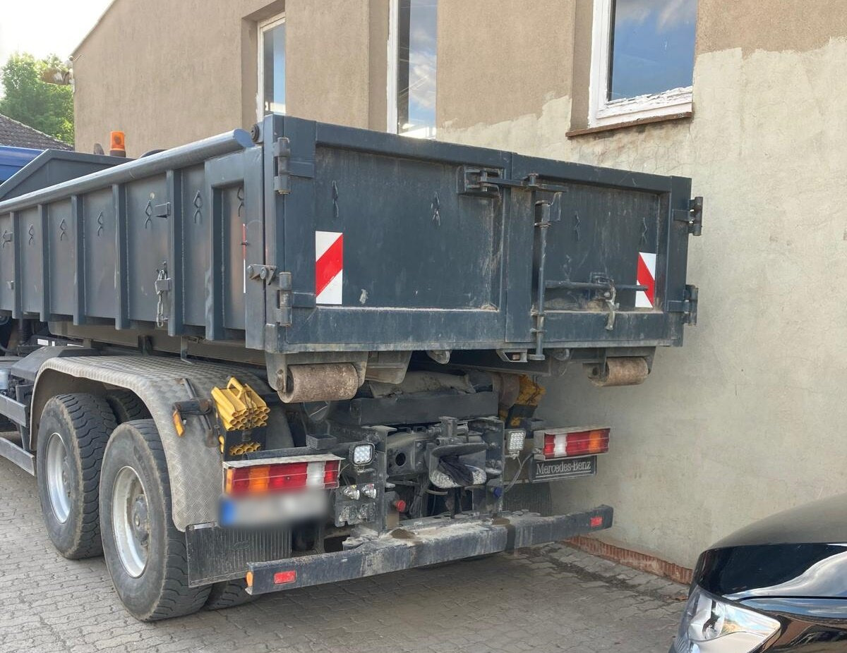 Mercedes-Benz Actros 3346 6x4 Actros 3346 6x4, Retarder - Pacēlājs ar āķi: foto 3 Mercedes-Benz Actros 3346 6x4 Actros 3346 6x4, Retarder - Pacēlājs ar āķi: foto 3