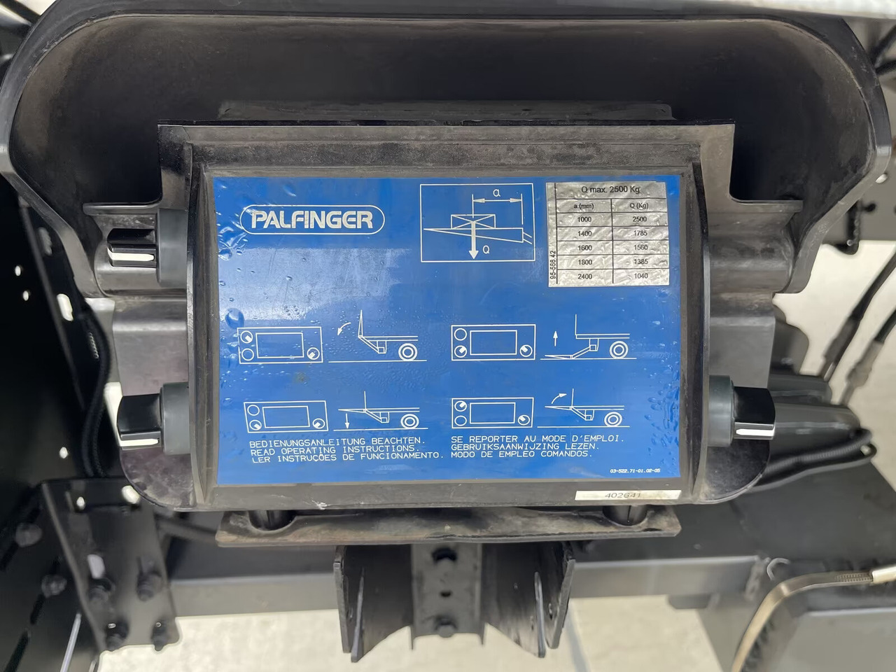 Mercedes-Benz Antos 2536 L 6x2 Antos 2536 L 6x2, Lenk-/Liftachse, MBB LBW - Kravas automašīna ar slēgto virsbūvi: foto 3 Mercedes-Benz Antos 2536 L 6x2 Antos 2536 L 6x2, Lenk-/Liftachse, MBB LBW - Kravas automašīna ar slēgto virsbūvi: foto 3