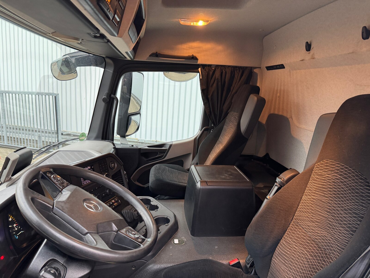Mercedes-Benz Antos 2540 L 6x2 Antos 2540 L 6x2, Lenkachse, HMF 2110-L3 Heckkran - Kravas auto ar manipulatoru, Bortu kravas automašīna/ Platforma: foto 4 Mercedes-Benz Antos 2540 L 6x2 Antos 2540 L 6x2, Lenkachse, HMF 2110-L3 Heckkran - Kravas auto ar manipulatoru, Bortu kravas automašīna/ Platforma: foto 4