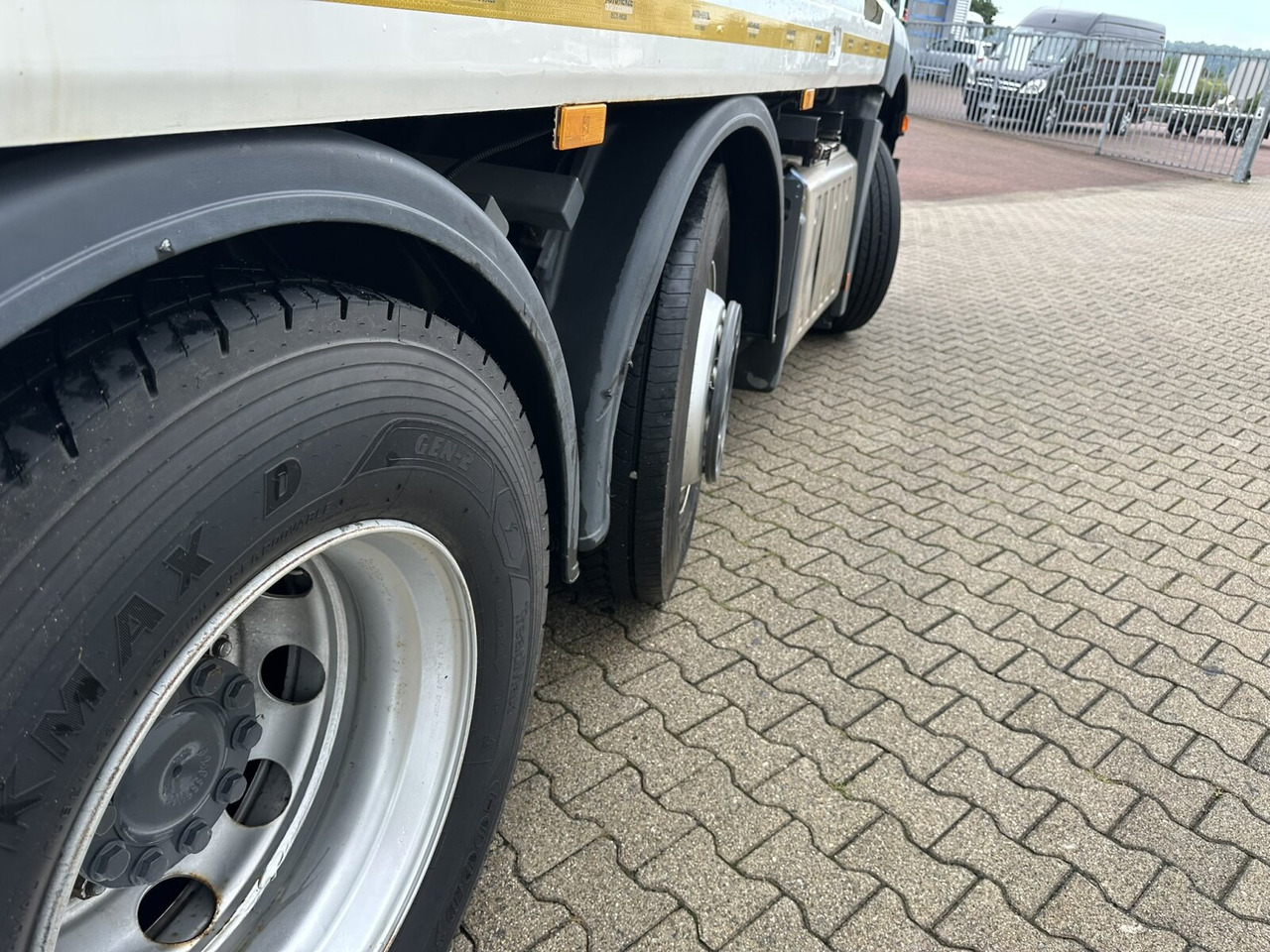 Mercedes-Benz Antos 2540 L 6x2 Antos 2540 L 6x2, Vorlauflenk-/Liftachse, Teleabsetzer - Būvgružu konteineru vedējs: foto 4 Mercedes-Benz Antos 2540 L 6x2 Antos 2540 L 6x2, Vorlauflenk-/Liftachse, Teleabsetzer - Būvgružu konteineru vedējs: foto 4