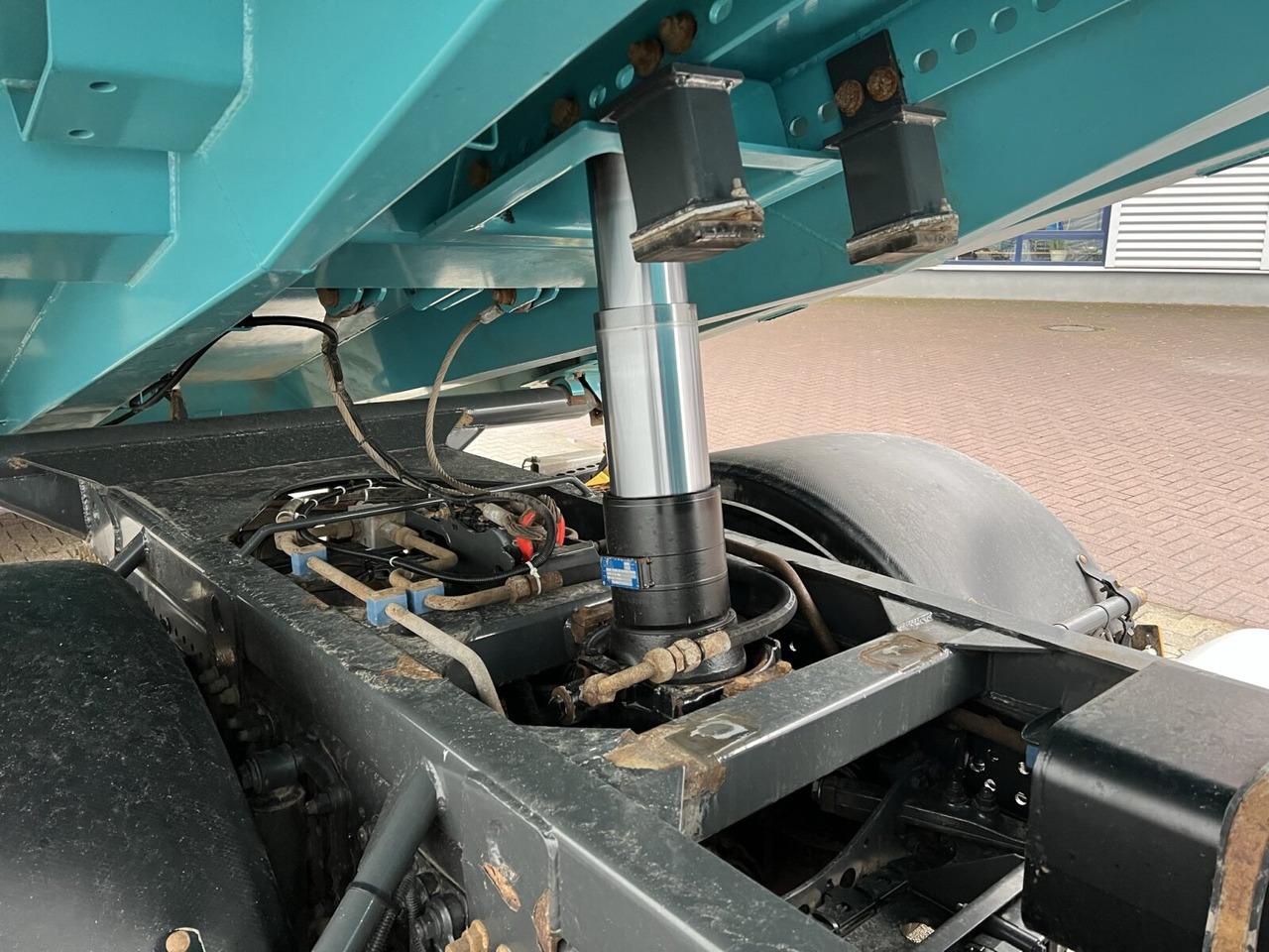 Kravas automašīna pašizgāzējs Mercedes-Benz Arocs 1846 LK 4x4 HAD Arocs 1846 LK 4x4 HAD, HydroDrive, Retarder, Alu-Bordwände, ca. 10m³: foto 14 Kravas automašīna pašizgāzējs Mercedes-Benz Arocs 1846 LK 4x4 HAD Arocs 1846 LK 4x4 HAD, HydroDrive, Retarder, Alu-Bordwände, ca. 10m³: foto 14